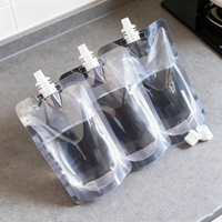 Fournisseurs réputés de sachets en plastique de 50 ml, 100 ml et 500 ml pour jus, boissons gazeuses et jus de fruits, sachet debout avec bec verseur
