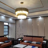 Lustre suspendu LED moderne de luxe personnalisable pour grand projet hôtelier, luminaire de décoration intérieure sur mesure pour hall d'hôtel