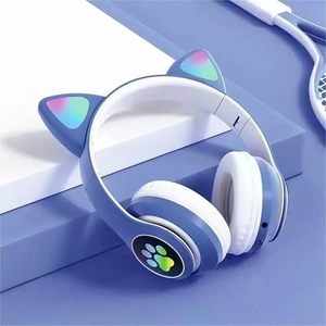 Casques de jeu sans fil avec design mignon d'oreilles de chat, microphones avec <span class=keywords><strong>LED</strong></span>, écouteurs étanches, figurine d'<span class=keywords><strong>action</strong></span> - Product Image 2