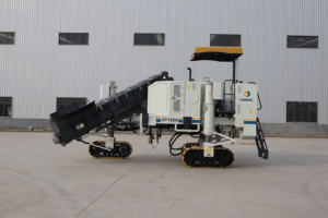 Paveuse automatique HAMAC SP1600, capacité 11700 kg, moteur Honda, machine à béton, paveuse à béton, machine vibrante - Product Image 2