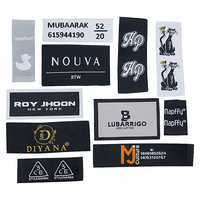 Étiquettes en tissu rectangulaires tissées sur mesure avec logo personnalisé pour vêtements, chaussures, sacs, avec étiquettes de vêtements imprimées pliées au centre