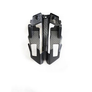 Pièces de moto en fibre de carbone de qualité carénage avant central en carbone mat pour <span class=keywords><strong>KTM</strong></span> <span class=keywords><strong>790</strong></span> Duke <span class=keywords><strong>2020</strong></span> - Product Image 2