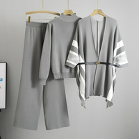 Usine OEM & ODM personnalisé style rétro châle col haut à manches longues haut à jambes larges pantalon grande taille tricoté 3 pièces costume pull femmes