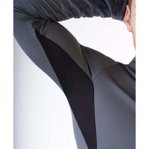 MAIELLA Couche de base de compression col en T Vêtements pour hommes - Product Image 2