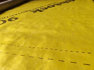 Membrana Transpirable de PP/PE Resistente al Agua de 1 a 2 Metros de Ancho con Película Microporosa de Tres Capas para Techos y Paredes - Product Image 2