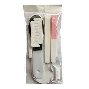 Kit de manucure et pédicure jetable avec lime à ongles, brosse, ensemble de soins des pieds et pantoufles pour salon, spa, hôtel, bain – Trousse d'outils de pédicure - Product Image 2