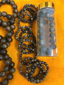 Dai Binh Sandalwood Handmade Scented Religious Bracelet 13mm Beads 1kg - Product Image 4