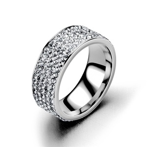 Anillo de Acero Inoxidable Chapado en Oro PVD de 18K, Resistente al Agua, con Incrustaciones de Diamantes de Imitación, para Hombre y Mujer |   Hipoalergénico, No se decolora, Duradero - Product Image 4