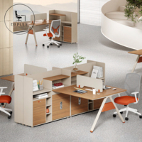Poste de travail modulaire ergonomique linéaire pour 3 personnes avec cloisons de séparation pour bureaux à plan ouvert
