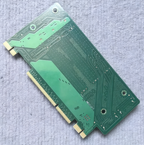 RSC-W2R-666G4 2U RHS WIO Riser 3x PCIe 4.0 X16 Phys X8 Sig Passive HF RoHS มีสินค้าในสต็อก วัสดุ PVC สำหรับเซิร์ฟเวอร์ Supermicro - Product Image 1