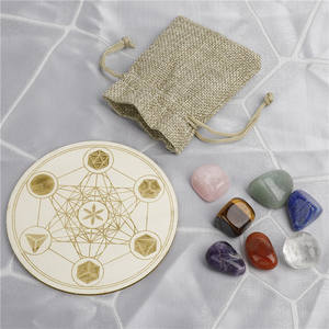 Ensemble de décorations en cristal naturel à sept chakras, vente chaude, ornement en bois et en minerai, fournitures de divination, fournitures de cérémonie en cristal rose - Product Image 1