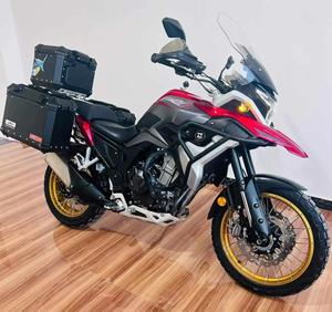 KOVE 500X 500cc Moto à deux cylindres refroidie par eau, adaptée à toutes les conditions routières pour les voyages longue distance - Product Image 4