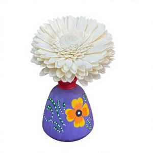 Colección Única de Flores de Loto Blancas de Madera Sola Hechas a Mano, Diseño Elegante y Lujoso, Ecológicas, Personalizables para Halloween y Navidad - Product Image 1