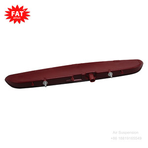 Pour <span class=keywords><strong>Jeep</strong></span> <span class=keywords><strong>Renegade</strong></span> 2015 <span class=keywords><strong>2022</strong></span> Auto feu de freinage élevé 53393384 51953596 feu d'arrêt central monté en hauteur - Product Image 5