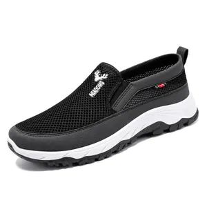 BW-YM06 New Fashion Men's Trend Running Shoes Casual Slip-on Soft Sole Sneaker For men stock