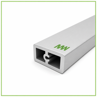 Grande ligne d'assemblage de profilés en alliage d'aluminium extrudés, profilés modulaires en aluminium à rainure en T, cadre de support mécanique lourd