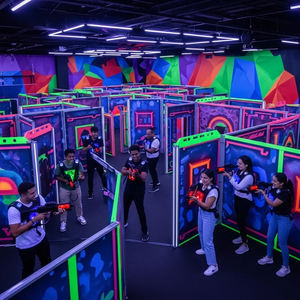 Parc de trampolines d'aventure, jeu de laser game, centre de divertissement familial en intérieur, arène de laser game, équipement de terrain de jeu - Product Image 1