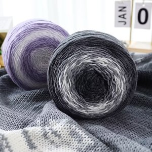 Fil de <span class=keywords><strong>coton</strong></span> laitier 5 brins 200g anti-boulochage teint en dégradé, <span class=keywords><strong>pelote</strong></span> tricotée à la main, kit de matériel DIY pour crochet, vente en gros fabricant - Product Image 4