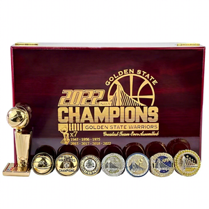 Best-seller en Europe et aux États-Unis : <span class=keywords><strong>Ensemble</strong></span> de 7 bagues de championnat en alliage des <span class=keywords><strong>Golden</strong></span> <span class=keywords><strong>State</strong></span> <span class=keywords><strong>Warriors</strong></span> de la NBA, Basketball, serties de diamants - Product Image 1