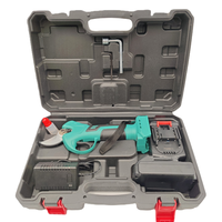 Efficiënte 900W lithium-ion accu-aangedreven borstelloze motor snoeischaar met twee snelheden en carbonstalen mes.