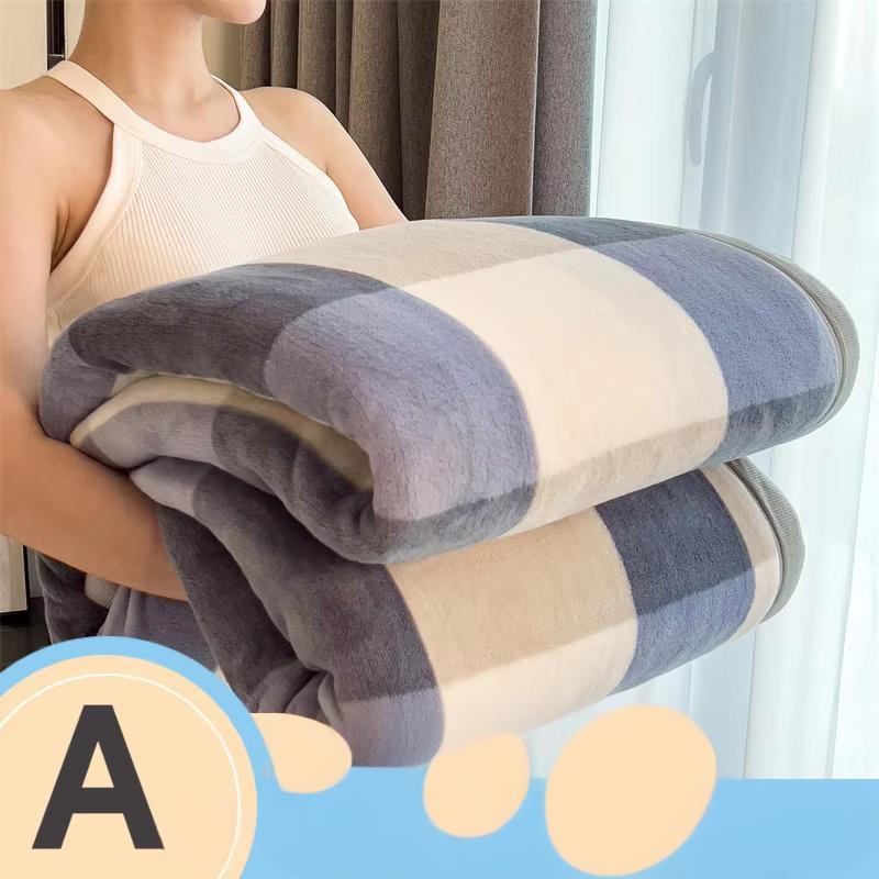 Blue large grid-class a milk velvet blanket