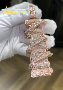 จี้ตัวอักษรแบบกำหนดเอง เครื่องประดับแบบ Iced Out เงินแท้ 925 ประดับเพชรโมอิสซาไนต์ VVS จี้ฮิปฮอปแนวตั้งแบบ Iced Out - Product Image 2