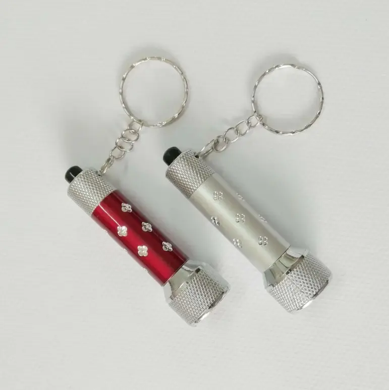 Kleine Taschenlampe aus Aluminium legierung 7led Mode Nacht beleuchtung Schlüssel licht Schlüssel bund