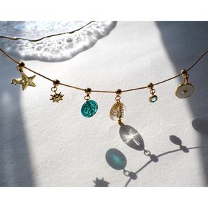 Venta al por mayor de accesorios de joyería DIY de cobre chapado en oro de 18k para mujer, con colgante de circonita de cobre con diseño de sol, estrella y amor, para collares y pulseras - Product Image 3