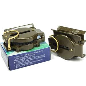 Boussole de survie multifonctionnelle en métal pour l'extérieur, Dc45 2a, étanche, résistante aux chocs, luminescente dans le noir, pour l'alpinisme, le camping et les voyages - Product Image 4