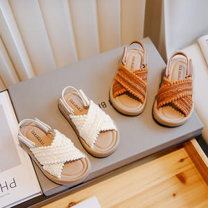 Sandali da spiaggia per bambine scarpe Casual per bambini nuove estive alla moda scarpe per bambini - Product Image 3