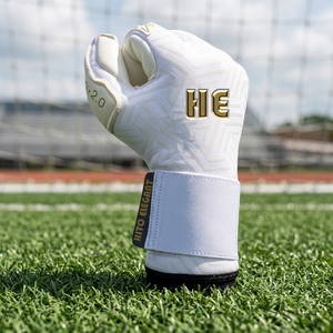 Meilleurs gants de gardien de but de football professionnel Nouveaux gants de football en latex respirant avec doigts de protection Couleur blanche - Product Image 2
