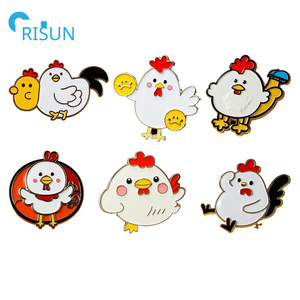 Al por mayor, popular pin de solapa de esmalte (suave y duro) con diseño de pollo lindo, logotipo personalizado, animales, mamá de <span class=keywords><strong>gallinas</strong></span> <span class=keywords><strong>Silkie</strong></span>, granjero, broche, regalos - Product Image 1