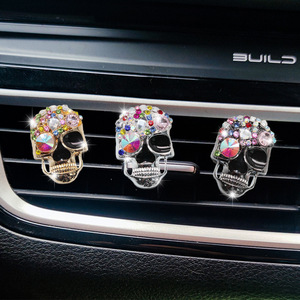 Penyegar udara mobil berbentuk tengkorak, berbagai warna klip otomatis ornamen dekorasi parfum mobil hadiah bau yang berbeda - Product Image 2
