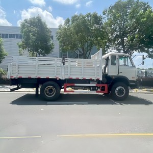 Chengli <b>10</b> Ton Fence Cargo Truck 4x2 Light Stake Truck For Bulk Cargo Haulage - Product Image 3