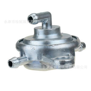 Vanne de Commutation de Carburant à Trois Voies Gong Da GY6 pour Scooter et Moto 50-150CC, Pièce de Remplacement Métallique - Product Image 2