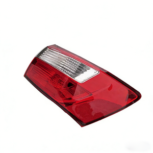 Feu arrière complet pour <span class=keywords><strong>KIA</strong></span> <span class=keywords><strong>Rio</strong></span> 2012-2017 Berline, halogène, feu stop et clignotant 92401-1W000 92402-1W000 - Product Image 2