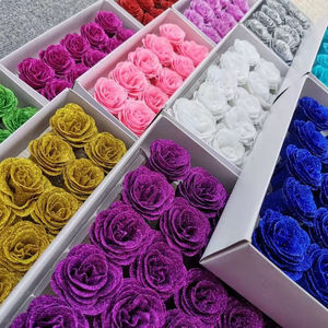 Ramo de Flores Artificiales Perpetuas con Purpurina Dorada, Rosas Rosadas y Azules, Empaque de 30 Piezas en una Caja - Product Image 4