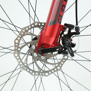 Vélo de montagne pour adultes avec cadre en acier, 24 vitesses, fourche à suspension, frein à disque, pneus noirs - Product Image 4