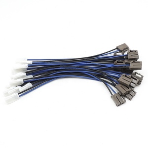 Toyota BC-011 için 2 Pinli Otomotiv Elektrik Adaptör Konnektörü Yakıt Pompası Kablo Demeti - Product Image 1