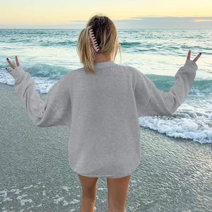 Sudadera Oversize de Algodón de Manga Larga para Mujer FOXA con Estampado Gráfico Oceánico de Tortuga, Ballena y Vida Marina, Hombros Caídos - Product Image 4