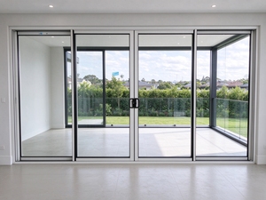 <span class=keywords><strong>Puerta</strong></span> <span class=keywords><strong>Corredera</strong></span> de Aluminio AS2047 Personalizada para Toda la Casa, con Doble Acristalamiento y Submarco de Madera, para Uso Interior en Apartamentos, Renovación Australiana - Product Image 4