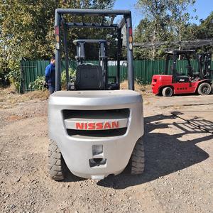 מכירת חיסול! מלגזה משומשת של ניסאן 3 טון, מנוע, משאבה ותיבת הילוכים מקוריים מיפן, מחיר נמוך, ערב הסעודית - Product Image 2