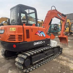 Mini-excavatrice hydraulique Doosan DH60 d'occasion en promotion avec composants essentiels incluant le moteur - Product Image 2