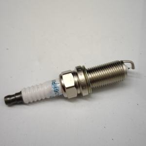 90919-01243 FK16HR11 Suku Cadang Mobil OEM Busi Iridium untuk Corolla Premio Auris 1NZFE - Product Image 4