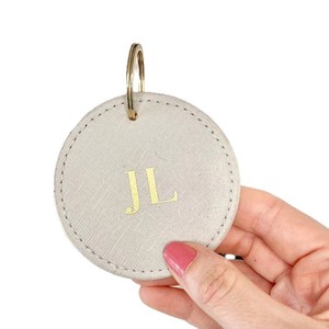 Porte-clés en cuir PU grainé, personnalisé avec logo gravé au laser, porte-clés rond pour couple, en stock - Product Image 5