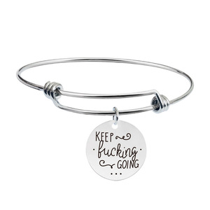 <span class=keywords><strong>Bracelet</strong></span> ajustable en <span class=keywords><strong>fil</strong></span> métallique avec breloque ronde gravée sur mesure - Product Image 6