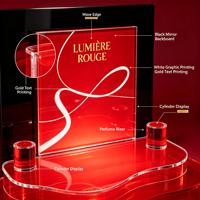 Support de présentation de parfum en acrylique transparent de luxe personnalisé en forme de vague, présentoir de comptoir en acrylique transparent pour cosmétiques, pour les magasins de parfums