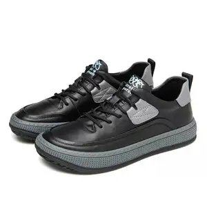 Low Price 2024 Fashion Solid Color Black Men's Shoes Spring Soft Upper Lighted Breathable Casual Men Sneakers Male