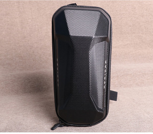 תיק אופניים איכותי, עמיד למים, קל משקל, 3 ליטר, נשיאה קדמית על הכידון, מארז קשיח ועמיד מ-EVA לאופניים חשמליים - Product Image 4