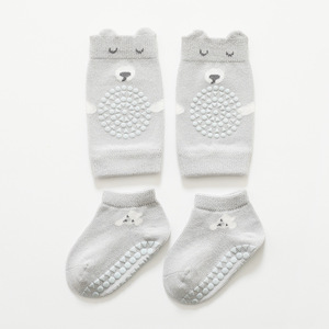 Chaussettes antidérapantes personnalisées en coton biologique pour bébés, chaussettes mignonnes pour bébés garçons et filles, chaussettes antidérapantes pour bébés - Product Image 3